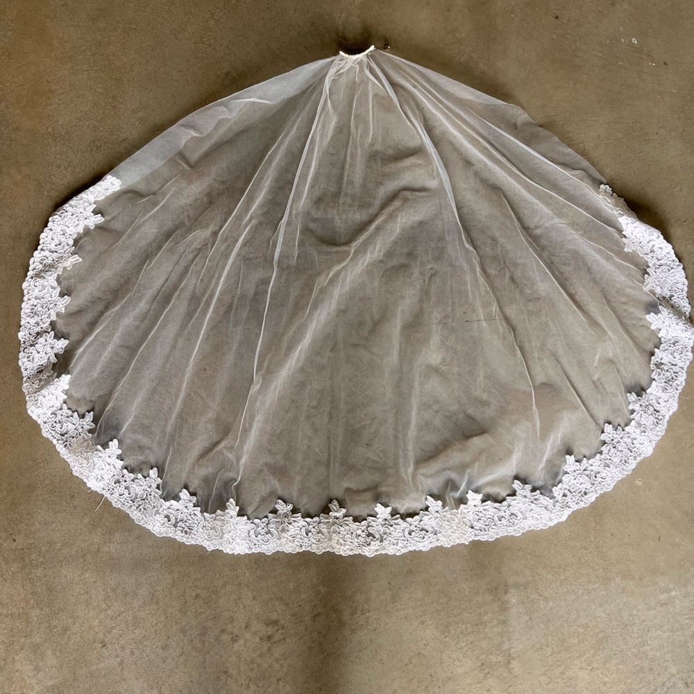 Wedding Veil - Tulle and Lase